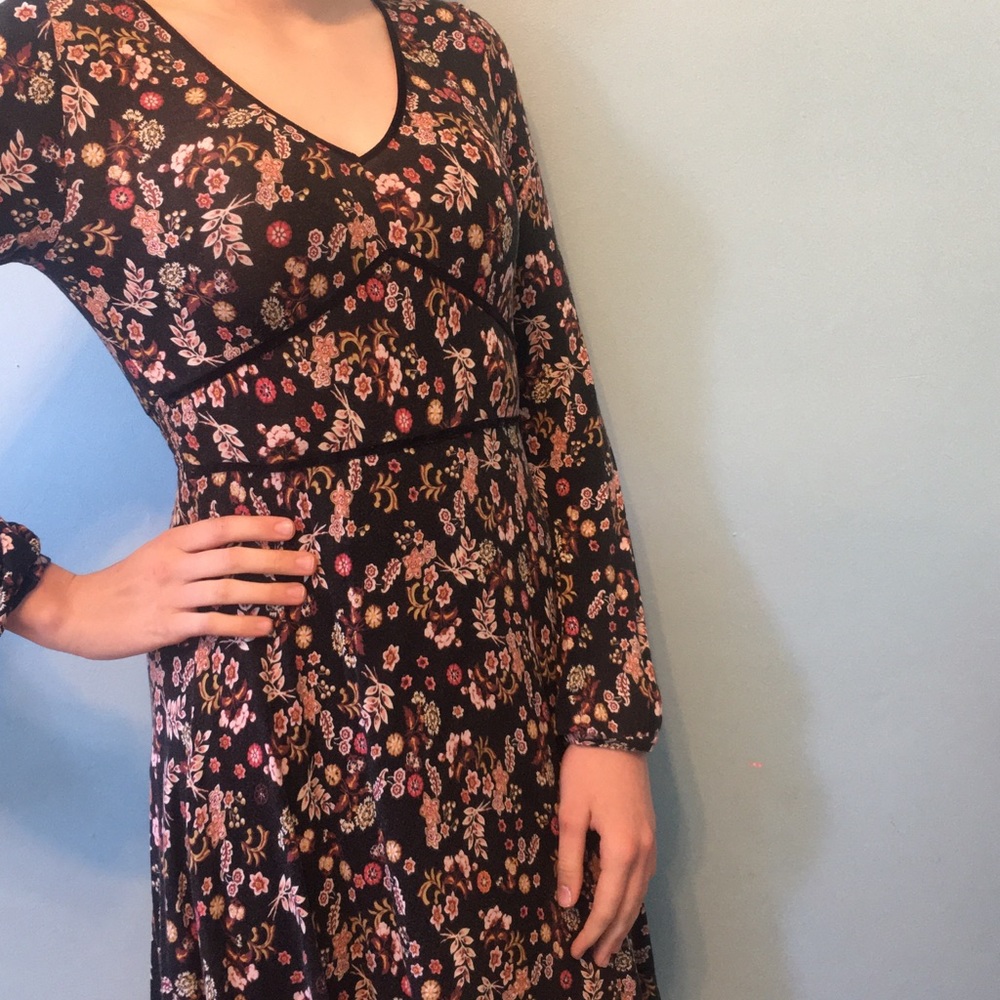 Long Sleeve Floral Pattern Dress